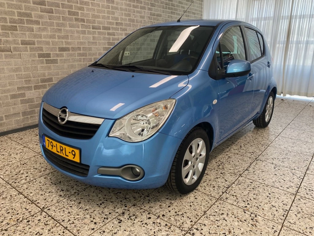 Hoofdafbeelding Opel Agila