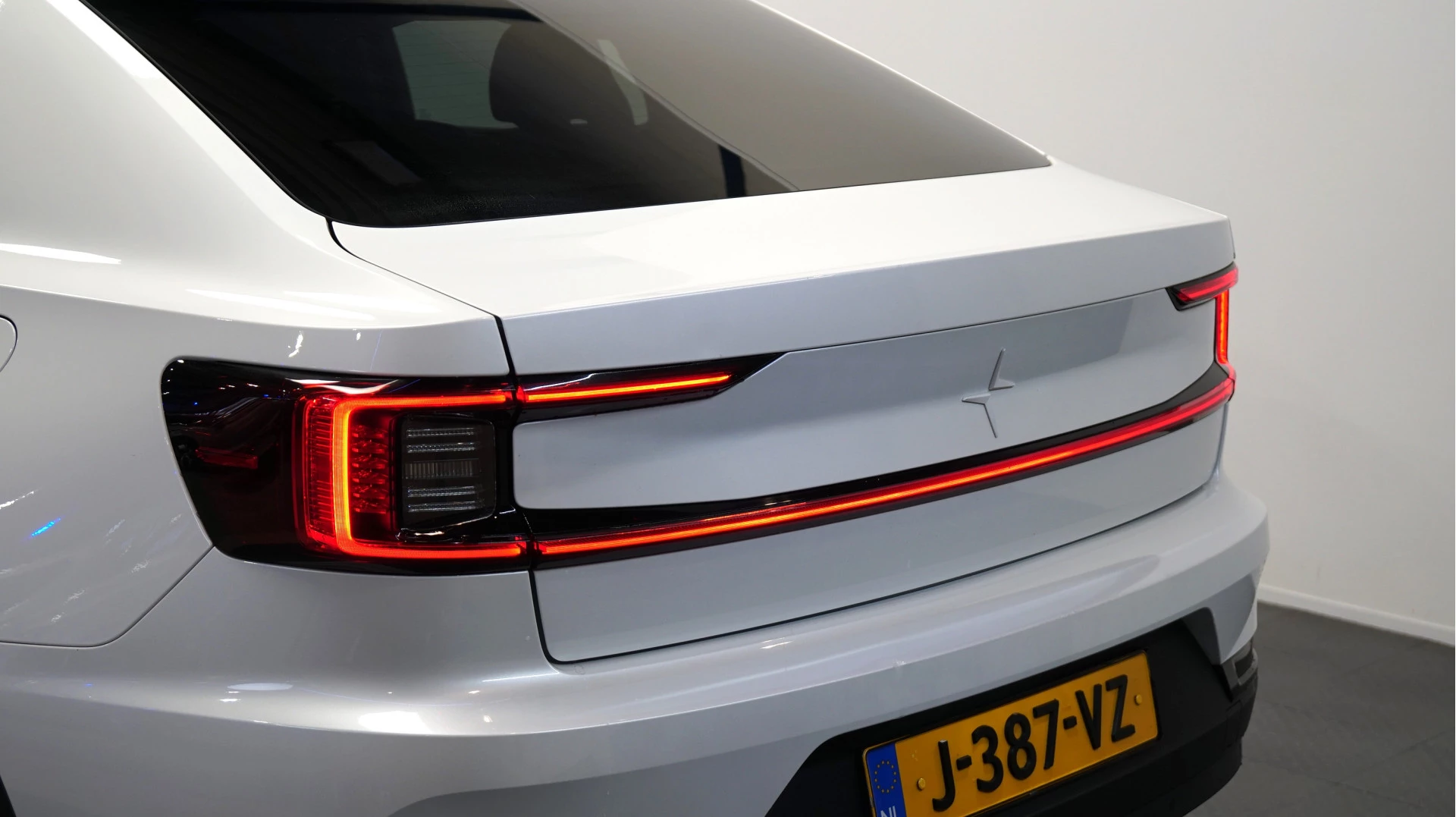 Hoofdafbeelding Polestar 2