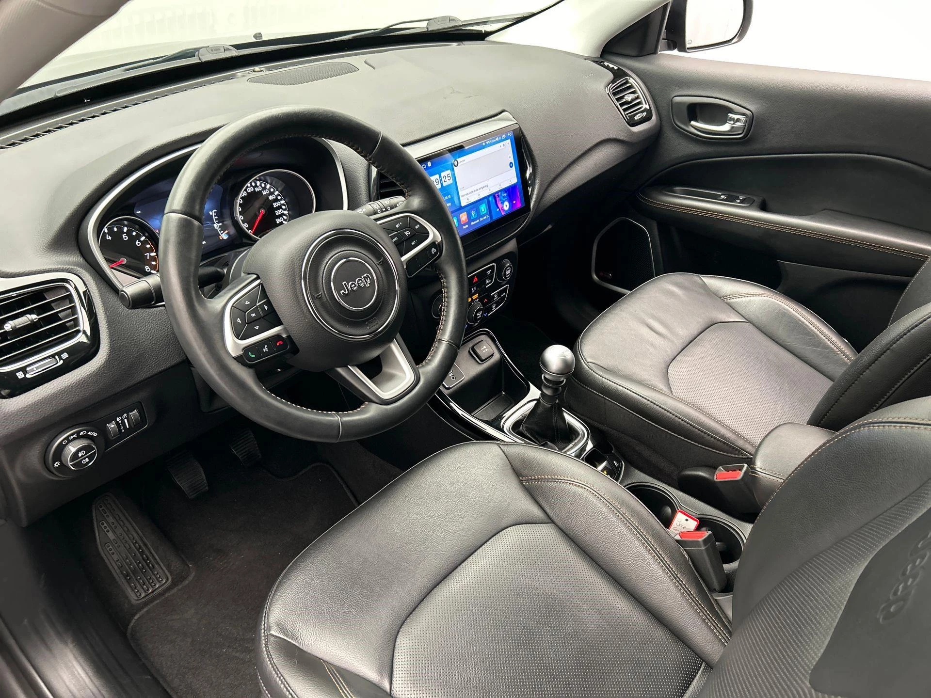 Hoofdafbeelding Jeep Compass