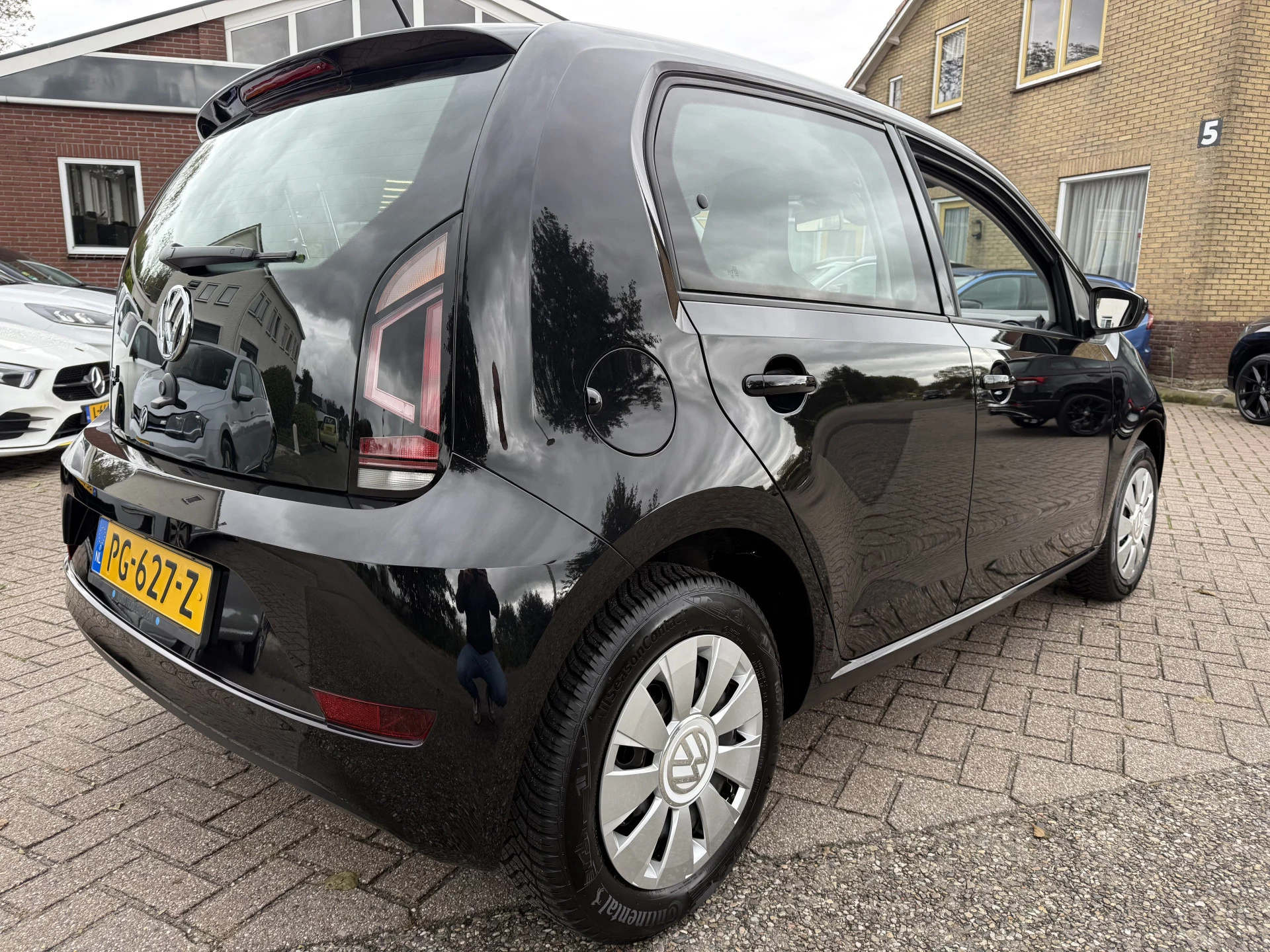 Hoofdafbeelding Volkswagen up!