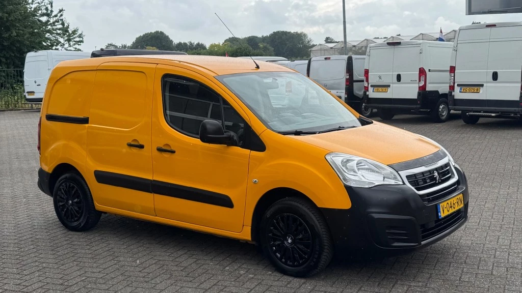 Hoofdafbeelding Peugeot Partner