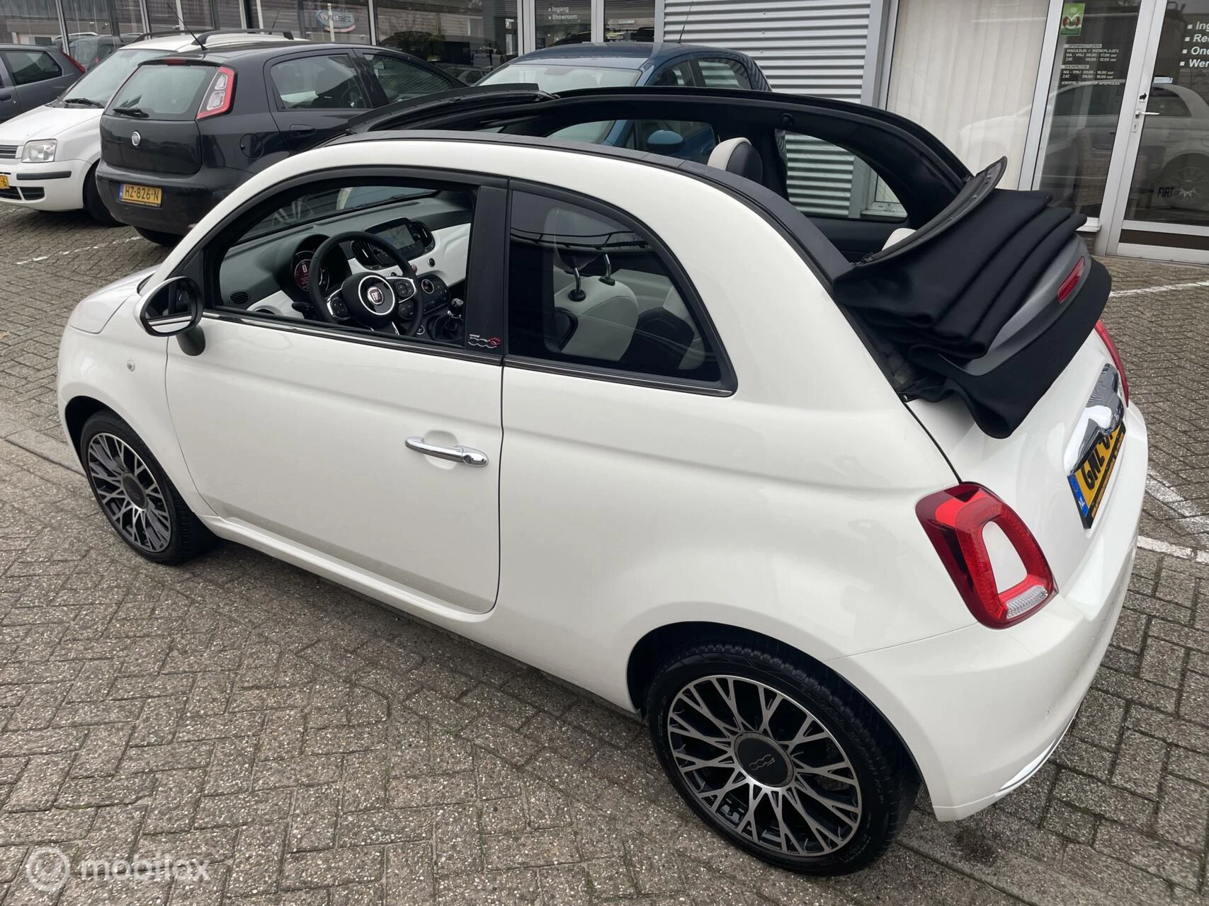 Hoofdafbeelding Fiat 500C