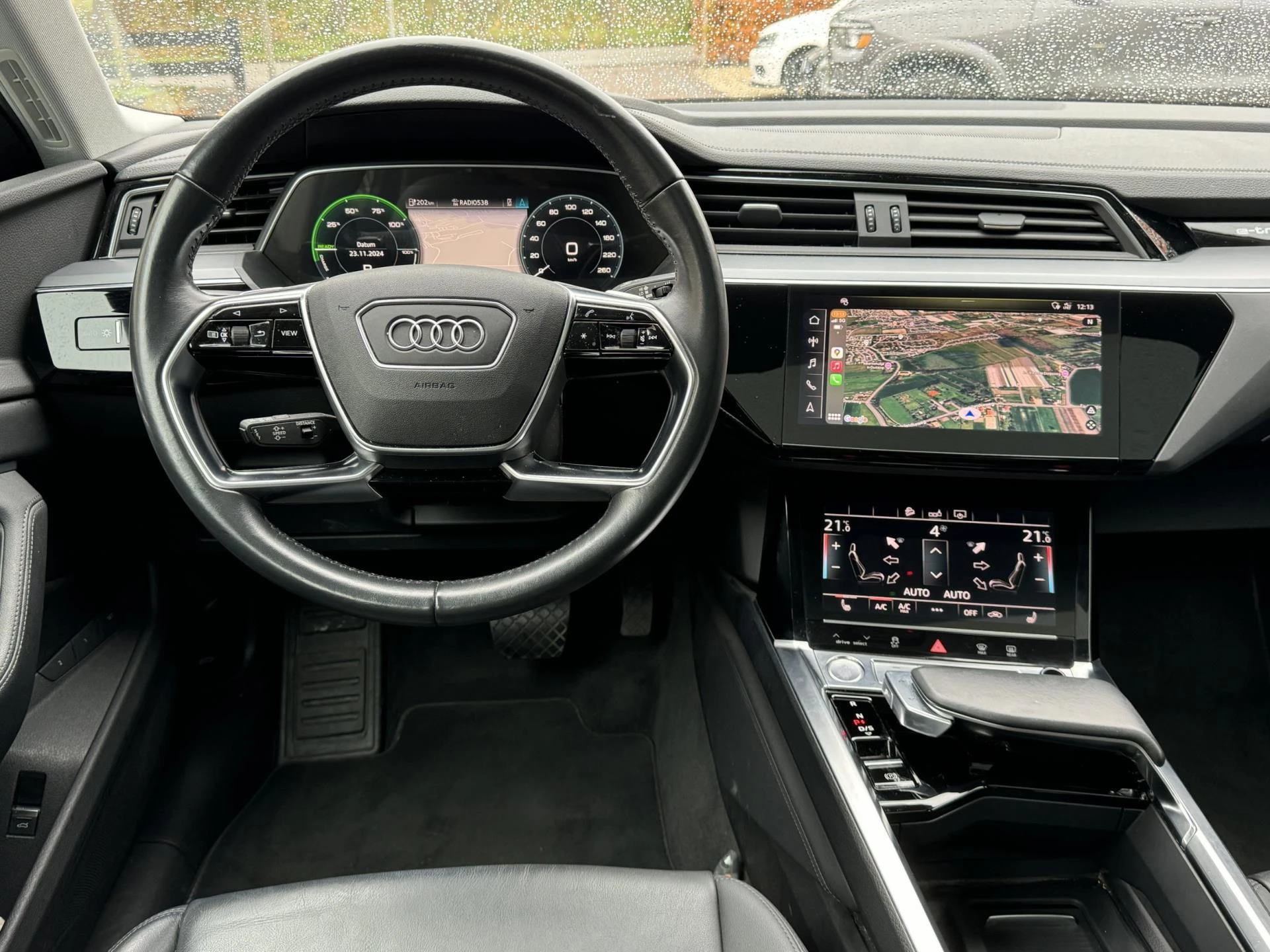 Hoofdafbeelding Audi e-tron