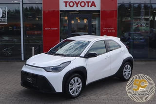 Hoofdafbeelding Toyota Aygo Toyota Aygo X HYBRID 115 PLAY NIEUW! CLIMA AD-CRUISE CAMERA APPLE/ANDROID EL-RAMEN/SPIEGELS