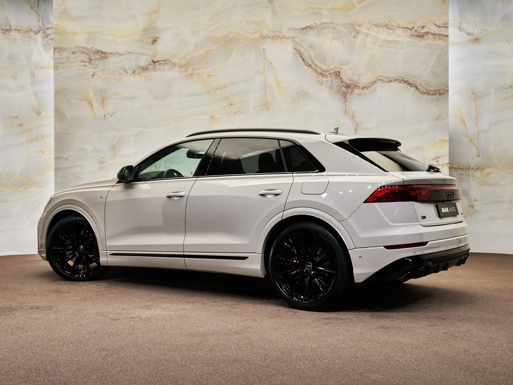 Hoofdafbeelding Audi Q8