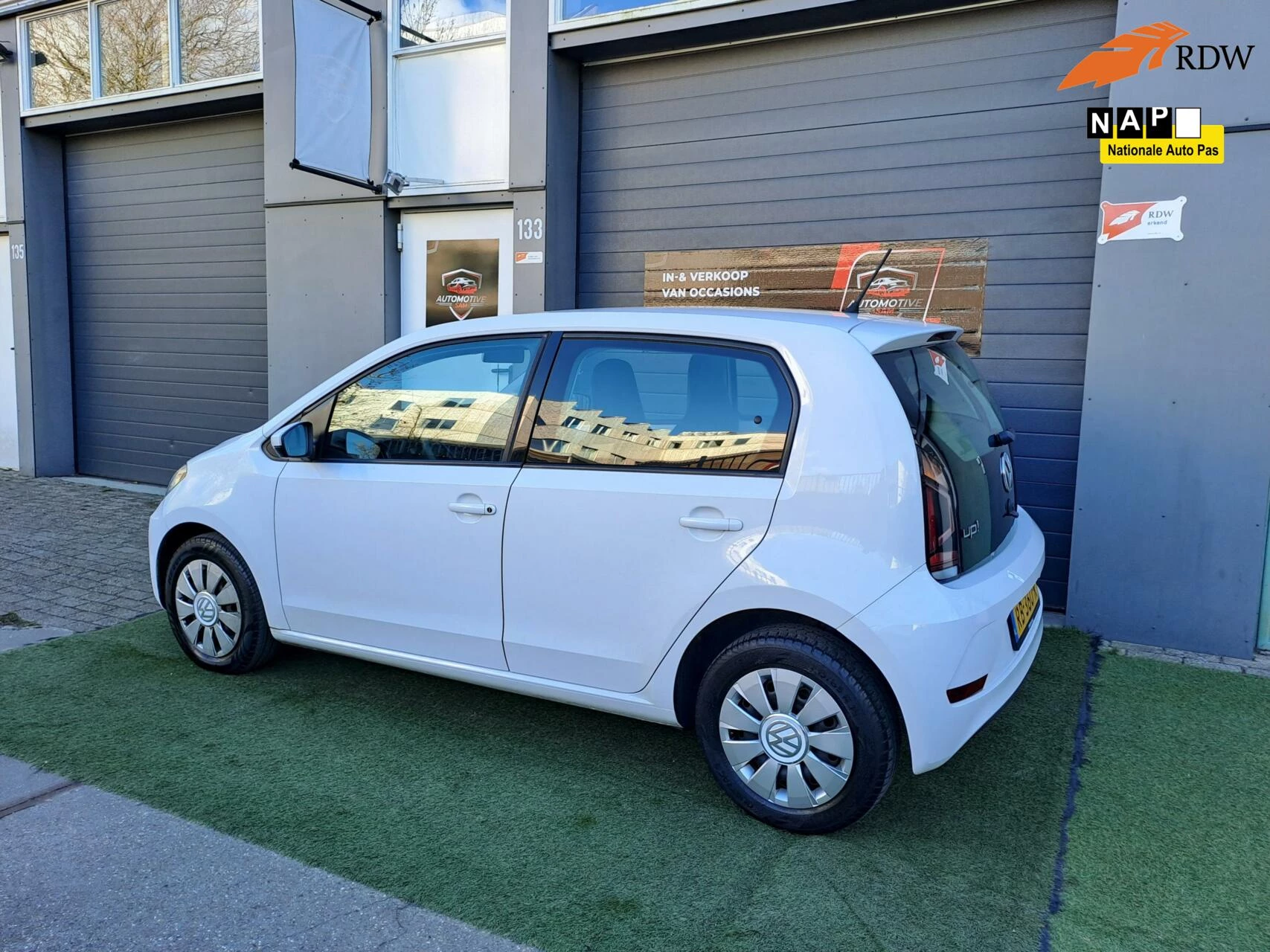 Hoofdafbeelding Volkswagen up!