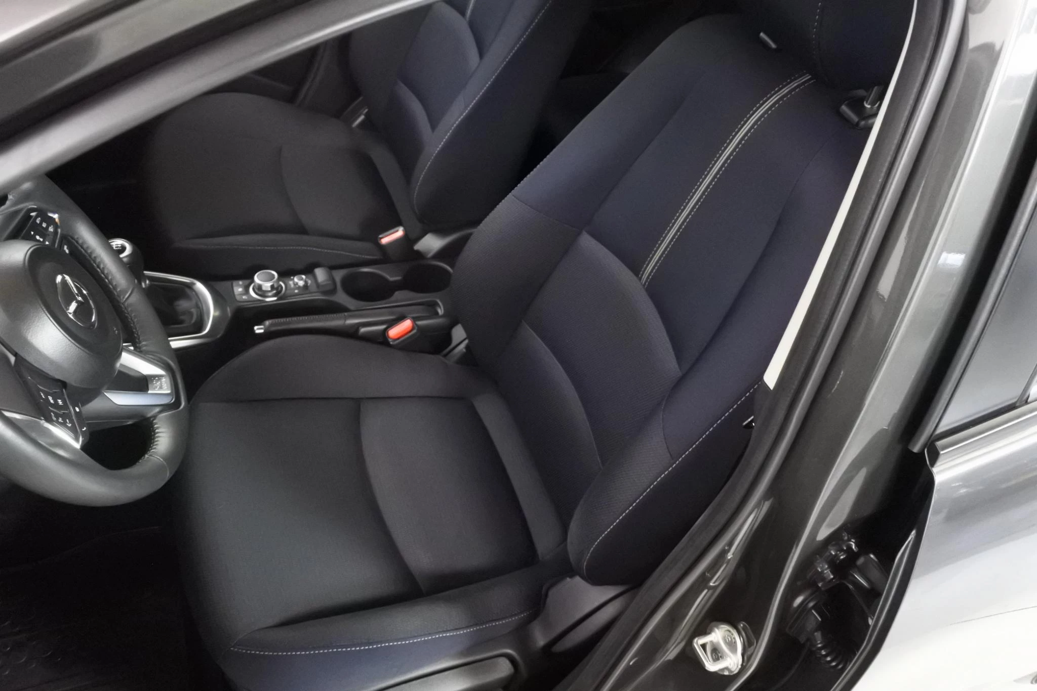 Hoofdafbeelding Mazda 2