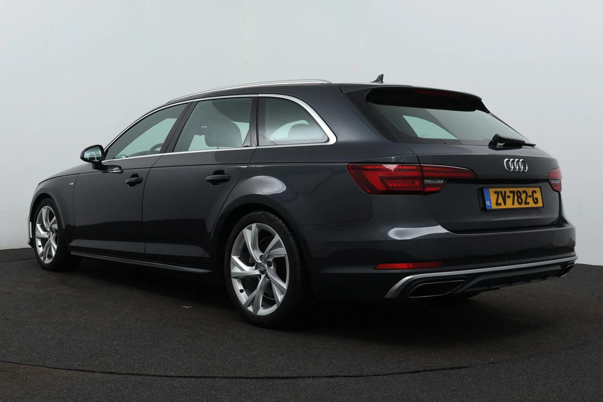 Hoofdafbeelding Audi A4