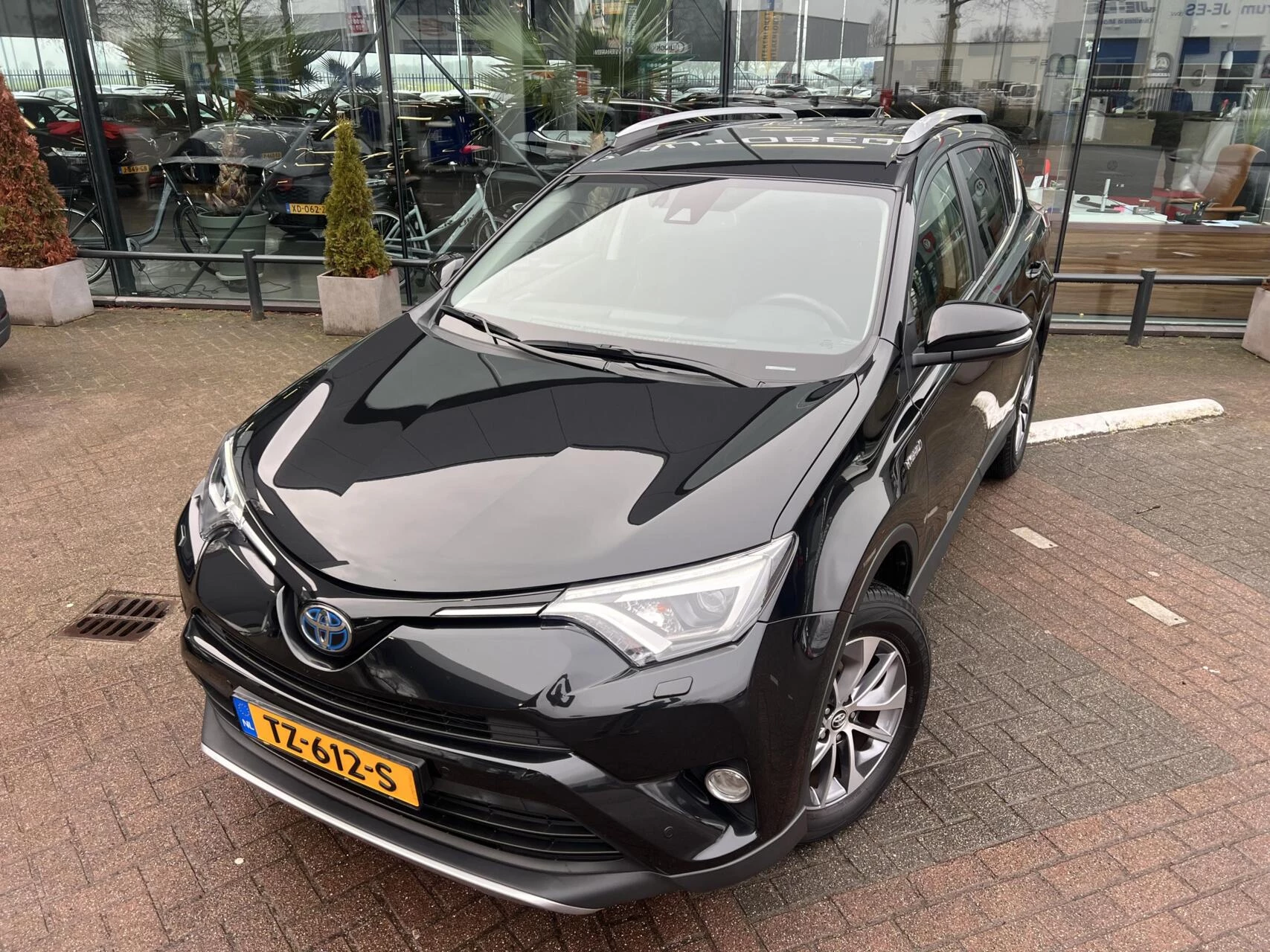 Hoofdafbeelding Toyota RAV4