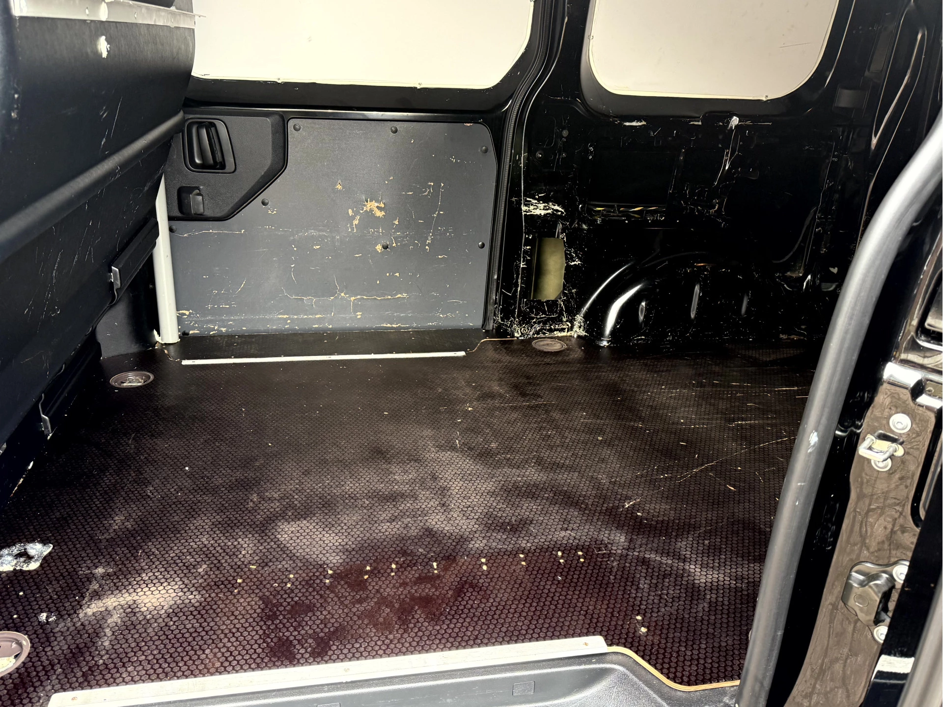 Hoofdafbeelding Peugeot e-Expert