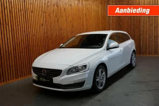 Hoofdafbeelding Volvo V60 Volvo V60 2.4 D5 TWIN ENGINE AUTOMAAT NAVI CLIMA