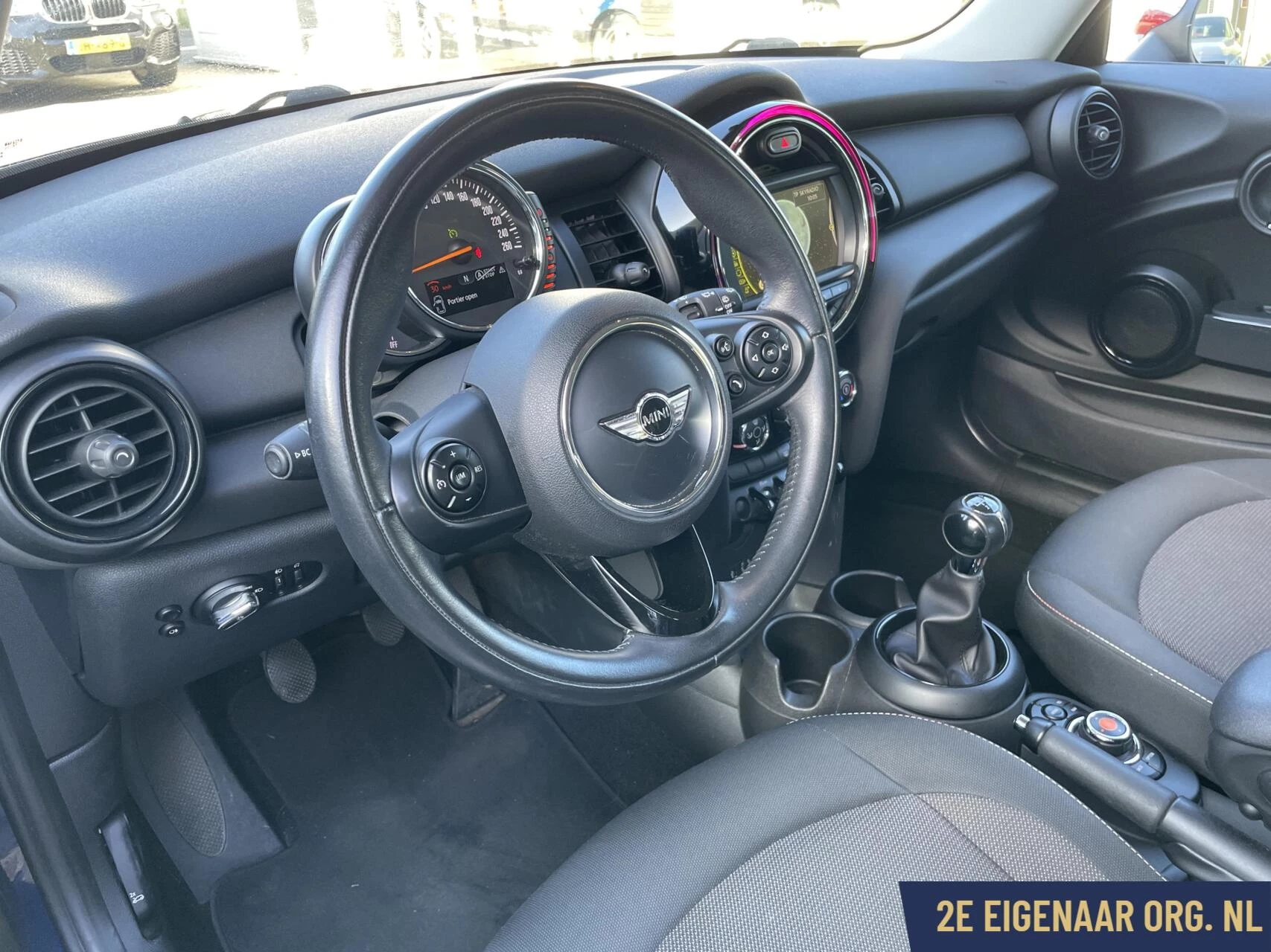 Hoofdafbeelding MINI One