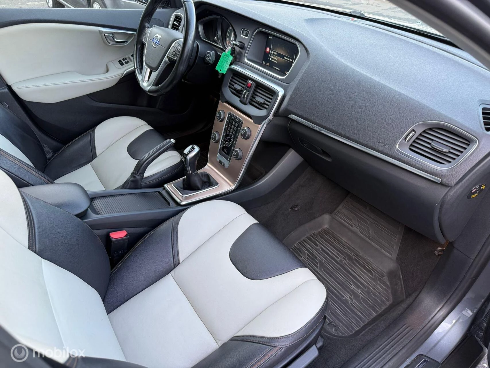 Hoofdafbeelding Volvo V40