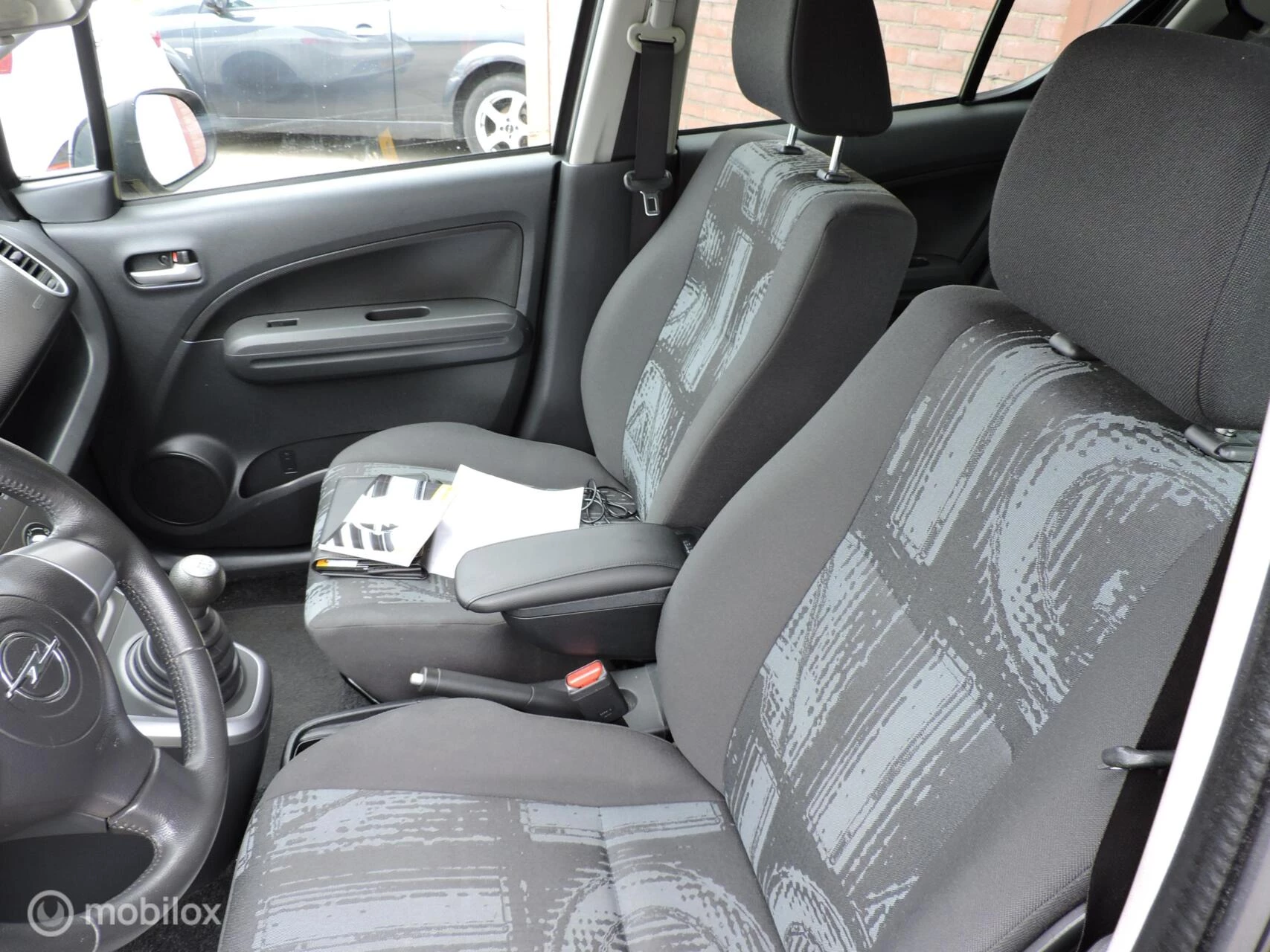 Hoofdafbeelding Opel Agila