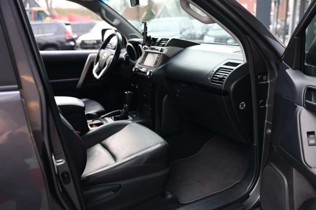 Hoofdafbeelding Toyota Land Cruiser