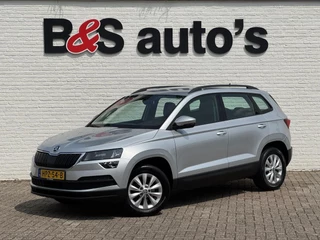 Hoofdafbeelding Škoda Karoq Skoda KAROQ 1.0 TSI Style Camera Clima Cruise Trekhaak Inductie laden Navigatie Keyless
