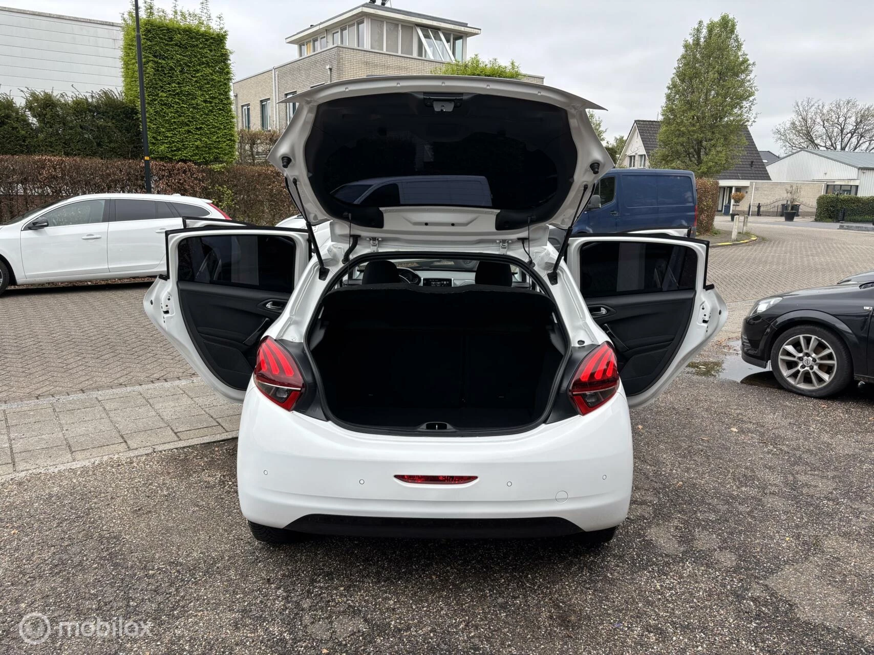 Hoofdafbeelding Peugeot 208