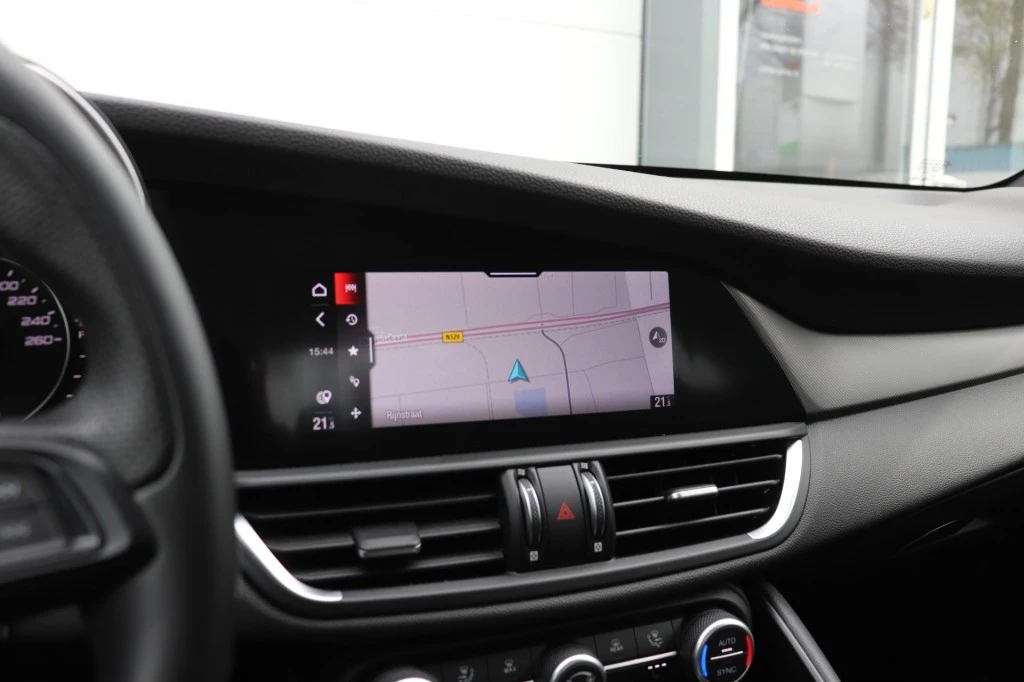 Hoofdafbeelding Alfa Romeo Giulia