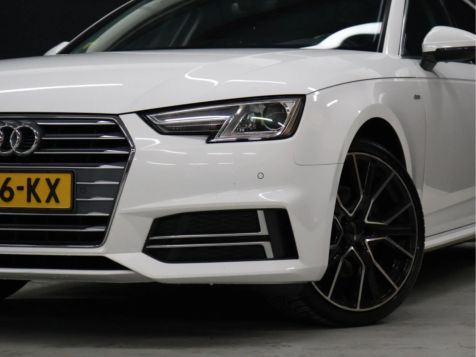 Hoofdafbeelding Audi A4