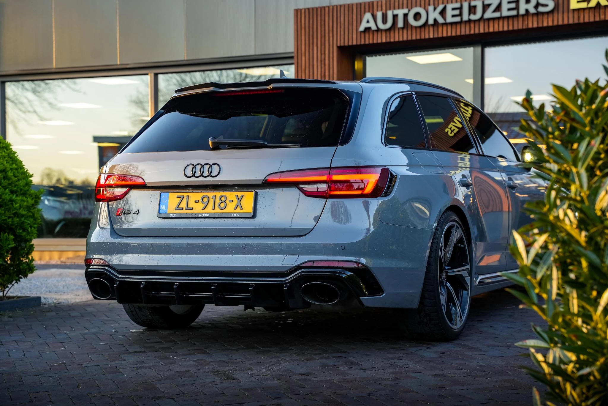 Hoofdafbeelding Audi RS4