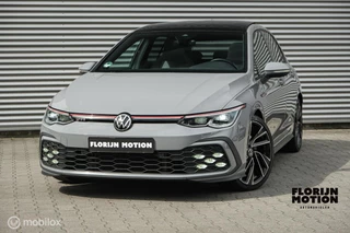 Volkswagen Golf 2.0 TSI GTI | IQ.Light | HUD | Pano | Stoelverw en ventilatie | DCC | ACC | Vienna Leder | Stuurwielverw. | Moonstone Grey | Carplay | Trekhaak