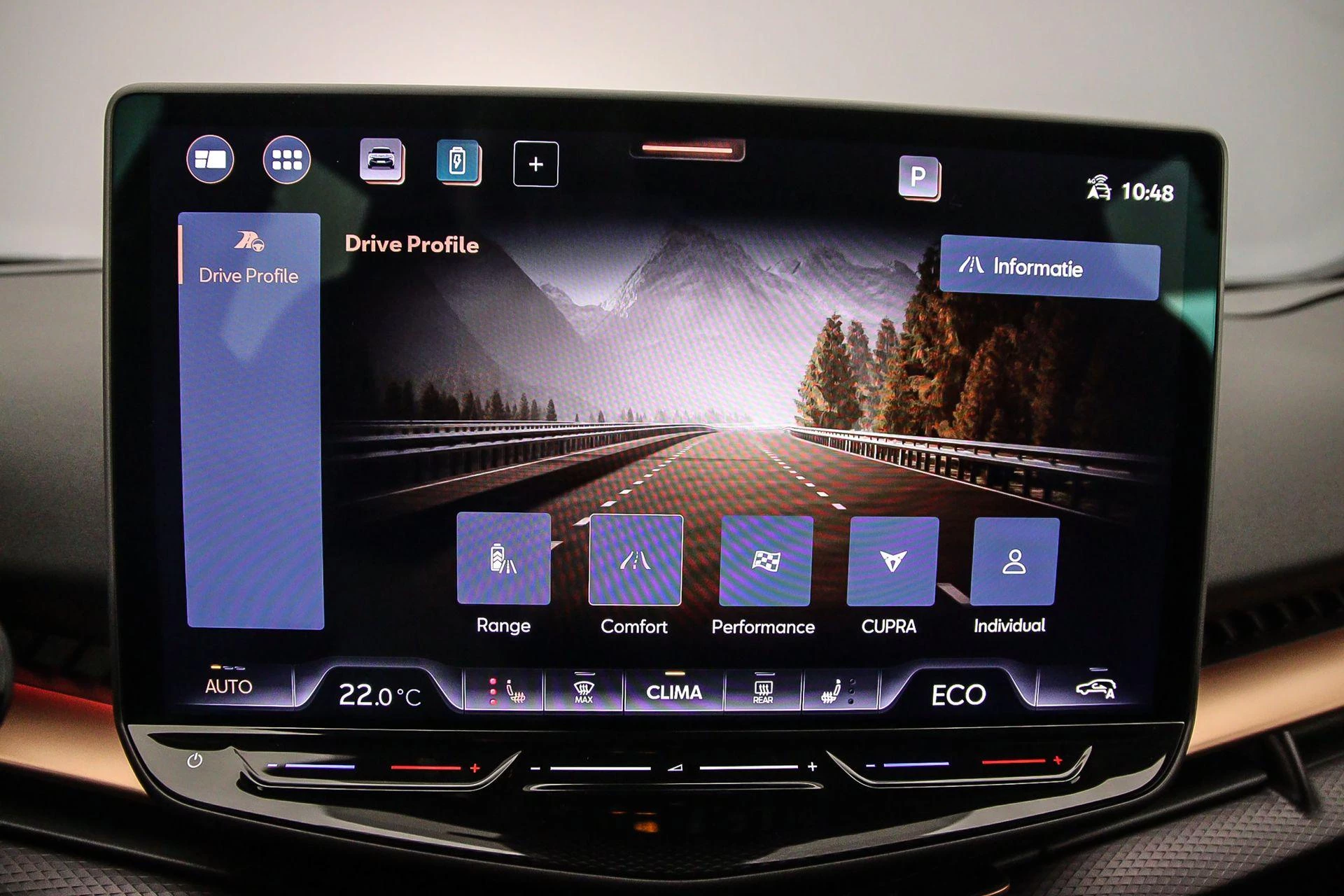 Hoofdafbeelding CUPRA Tavascan