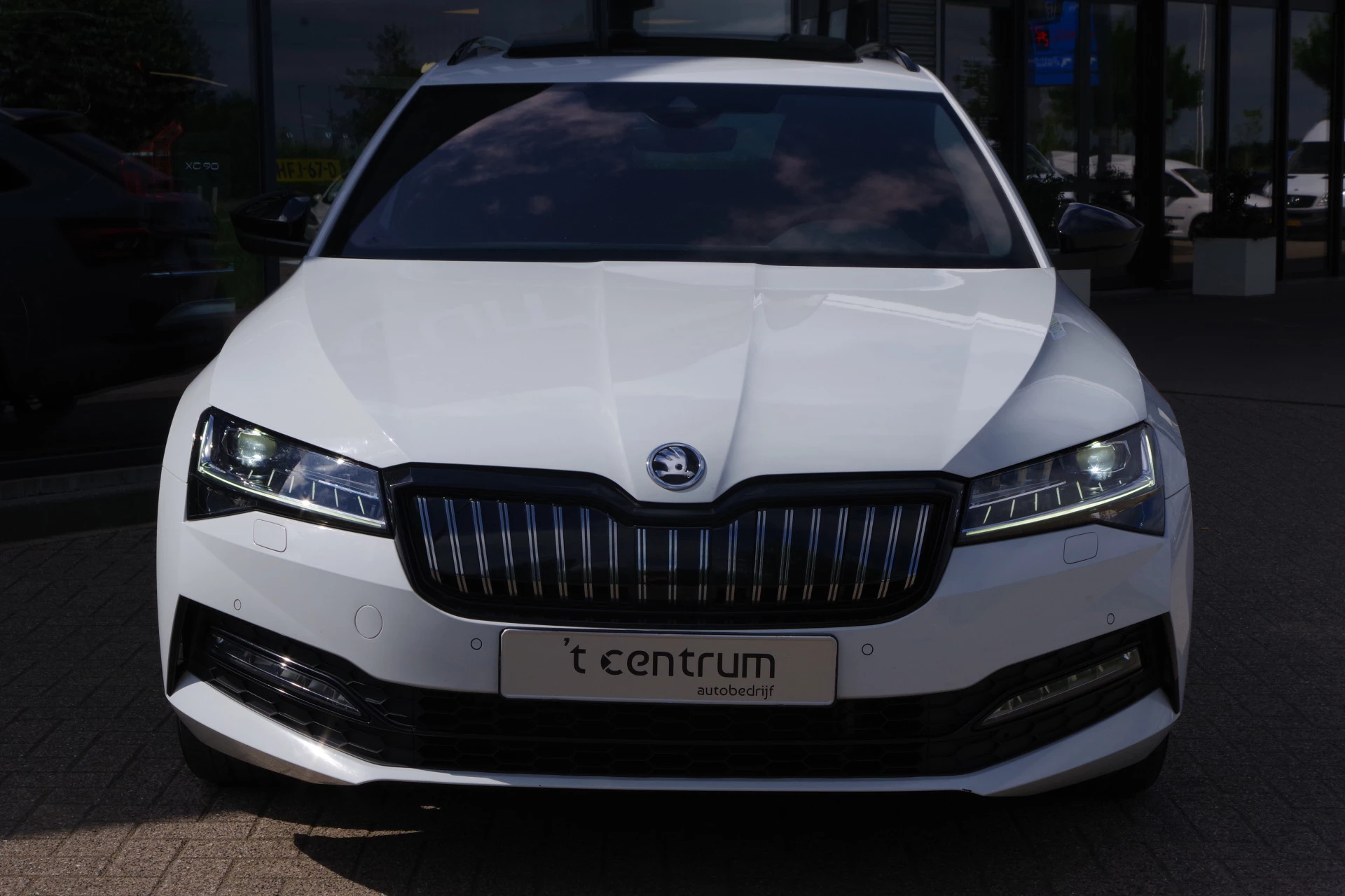 Hoofdafbeelding Škoda Superb