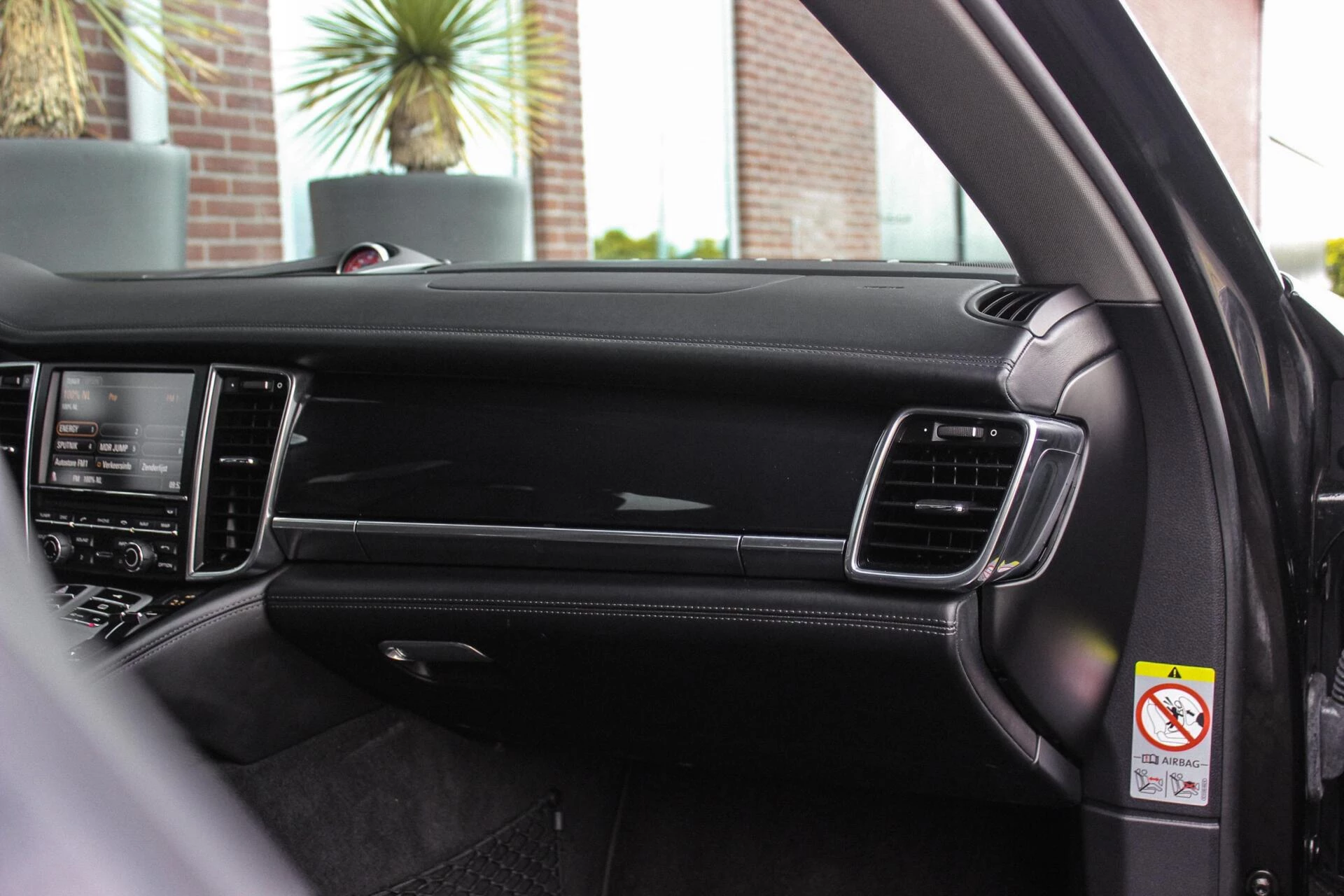 Hoofdafbeelding Porsche Panamera
