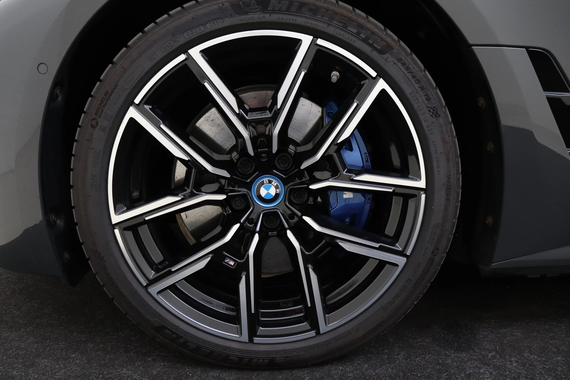Hoofdafbeelding BMW i4