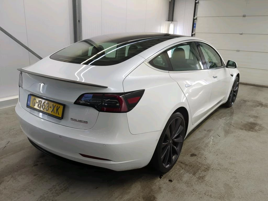 Hoofdafbeelding Tesla Model 3