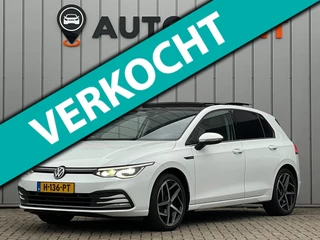 Volkswagen Golf 1.5 eTSI VITRUAL PANO AUT LED DEALER OND ORG NL