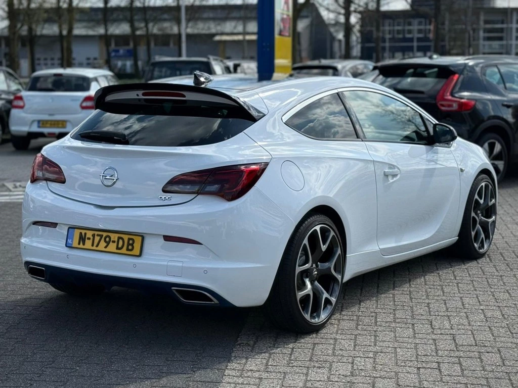 Hoofdafbeelding Opel Astra