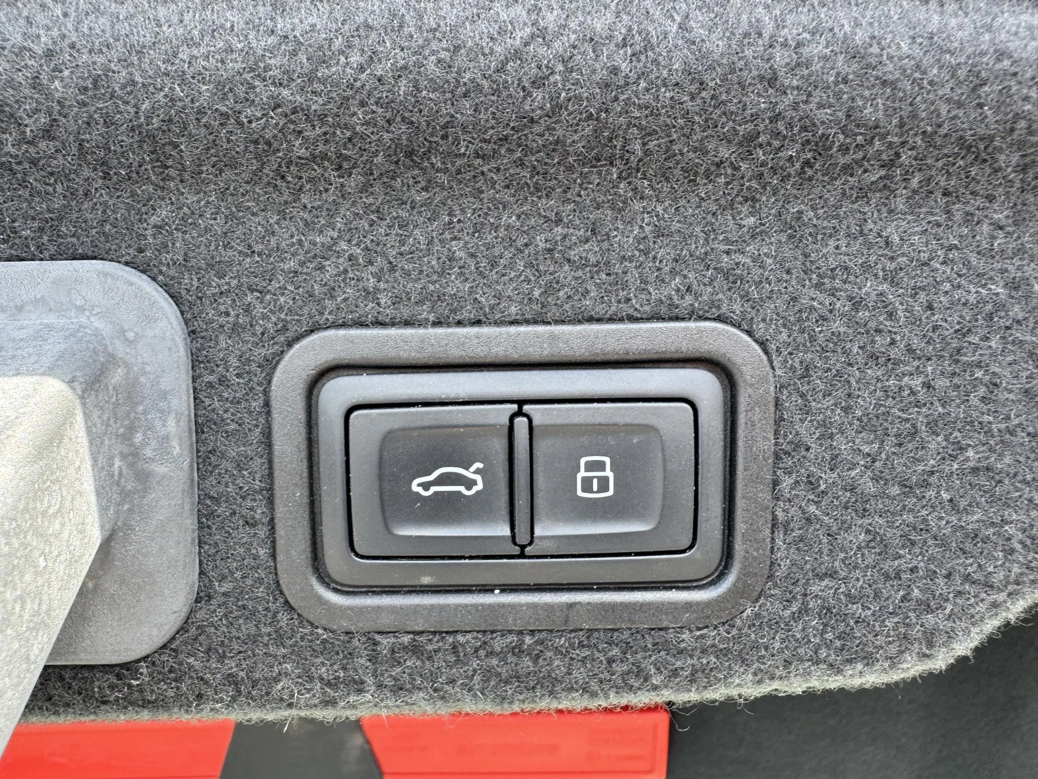 Hoofdafbeelding Audi A8