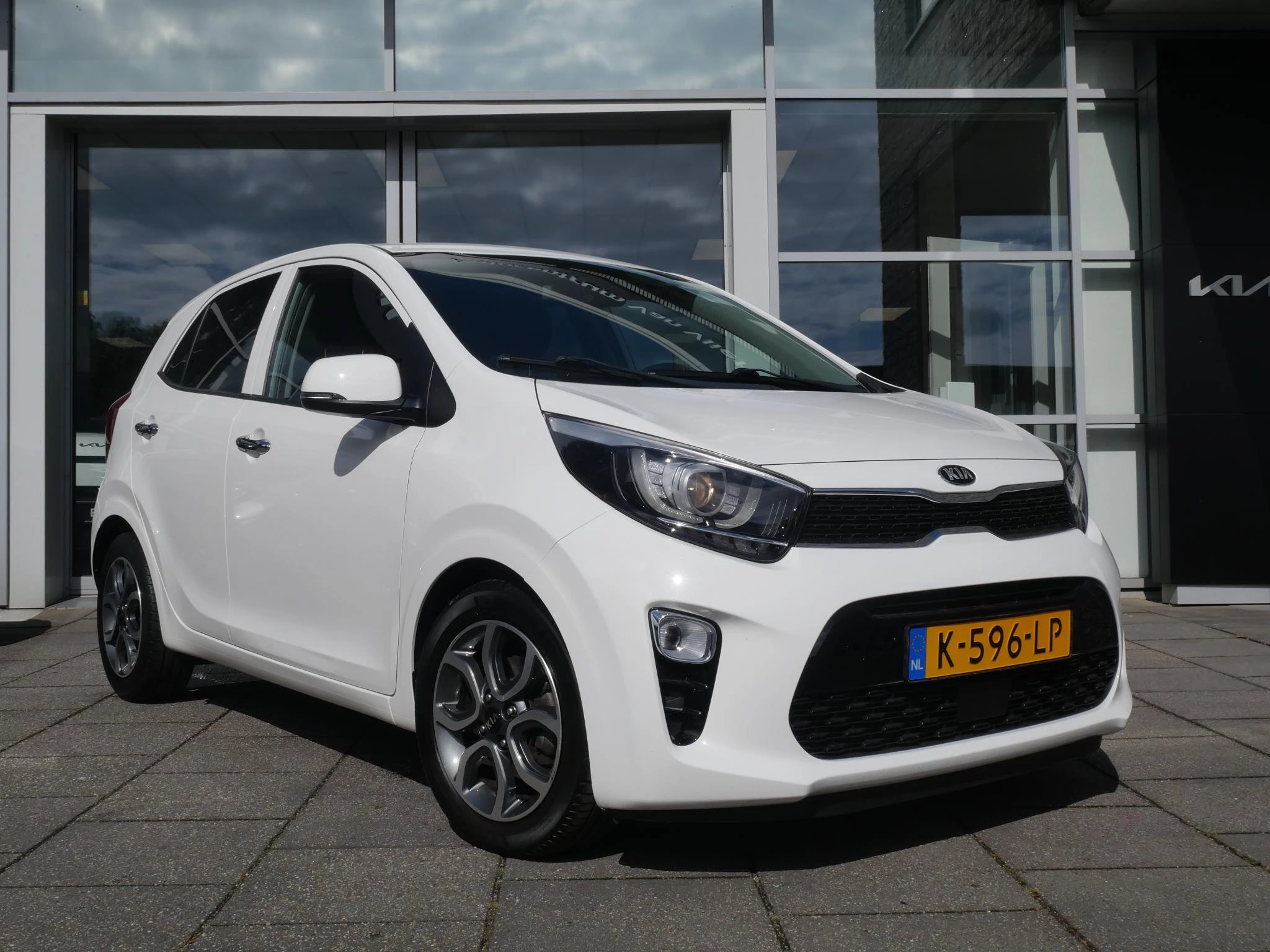 Hoofdafbeelding Kia Picanto