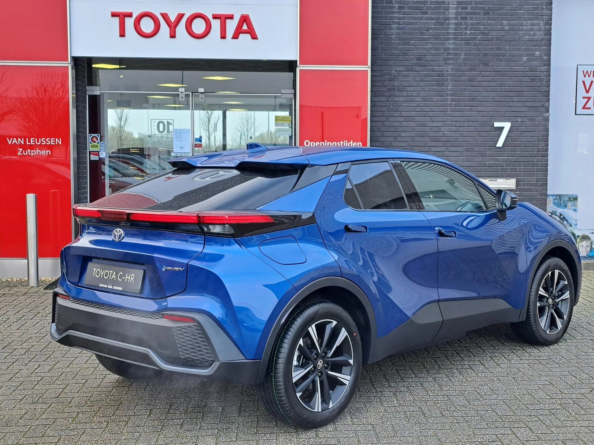 Hoofdafbeelding Toyota C-HR