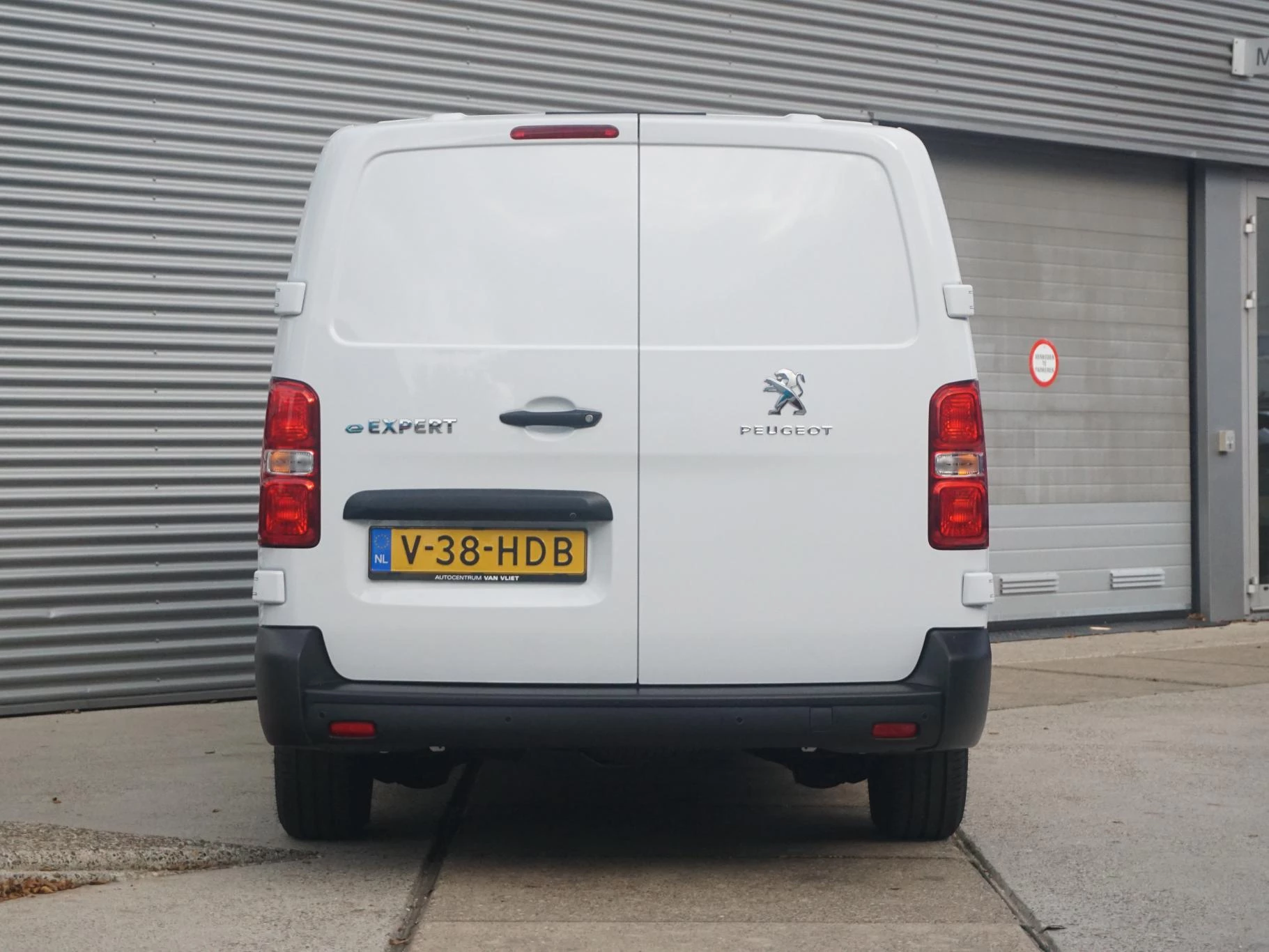 Hoofdafbeelding Peugeot e-Expert