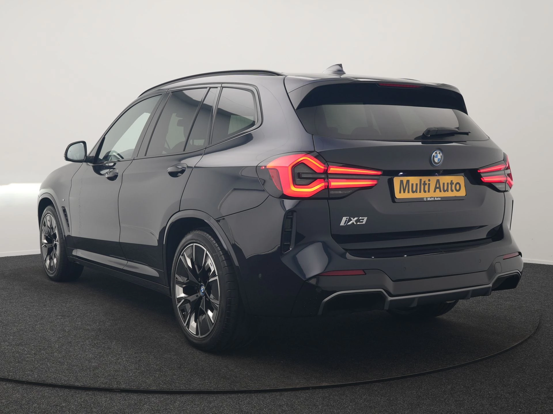 Hoofdafbeelding BMW iX3