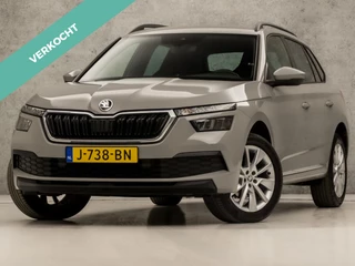 Škoda Kamiq 1.0 TSI Sport (APPLE CARPLAY, GROOT NAVI, CLIMATE, GETINT GLAS, ZWART HEMEL, SPORTSTOELEN, LED KOPLAMPEN, CRUISE, PARKEERSENSOREN, NIEUWSTAAT)