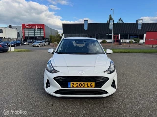 Hoofdafbeelding Hyundai i10