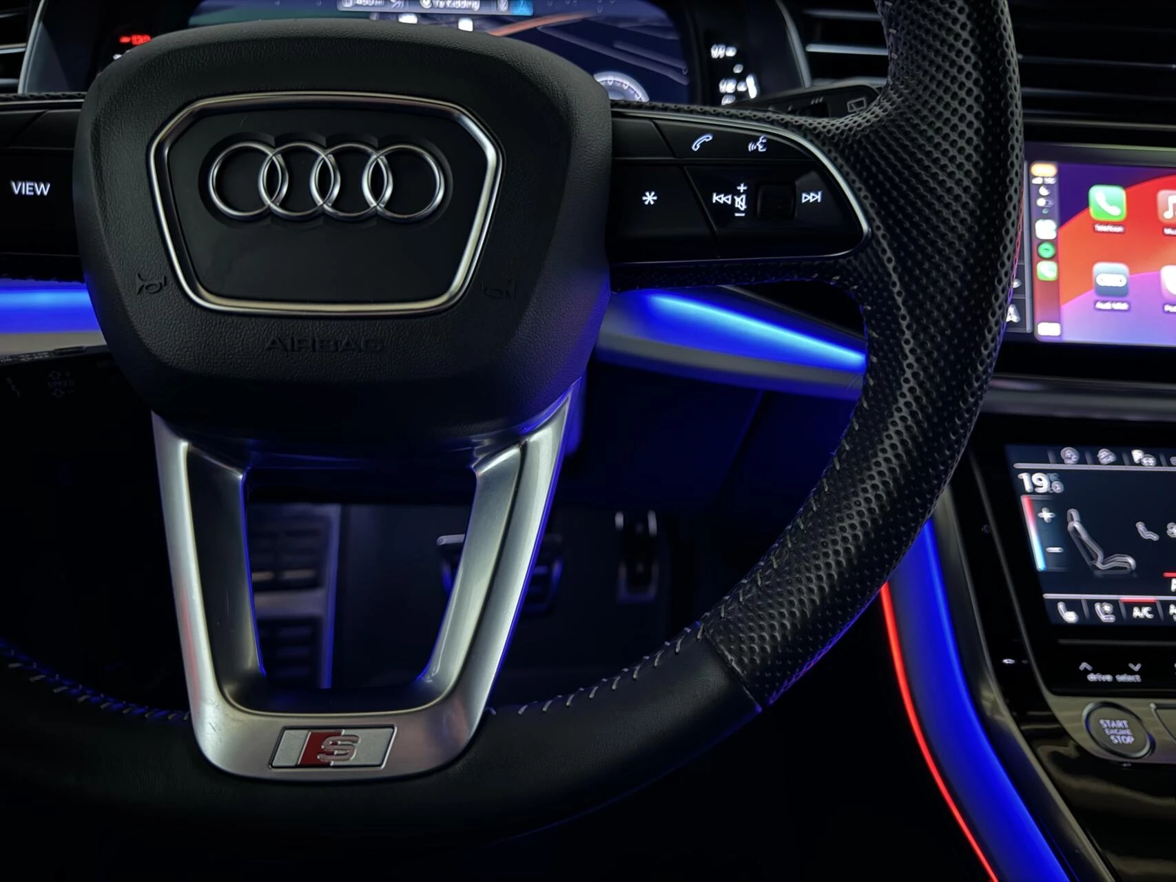 Hoofdafbeelding Audi Q8