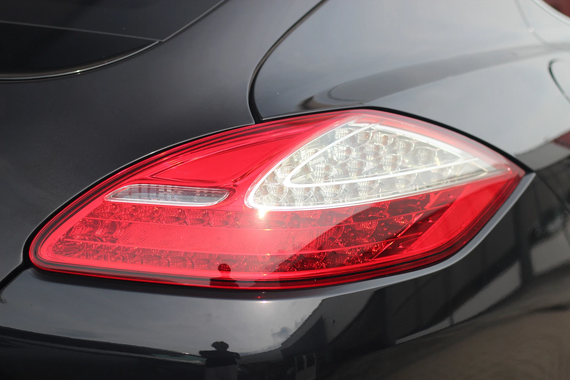 Hoofdafbeelding Porsche Panamera