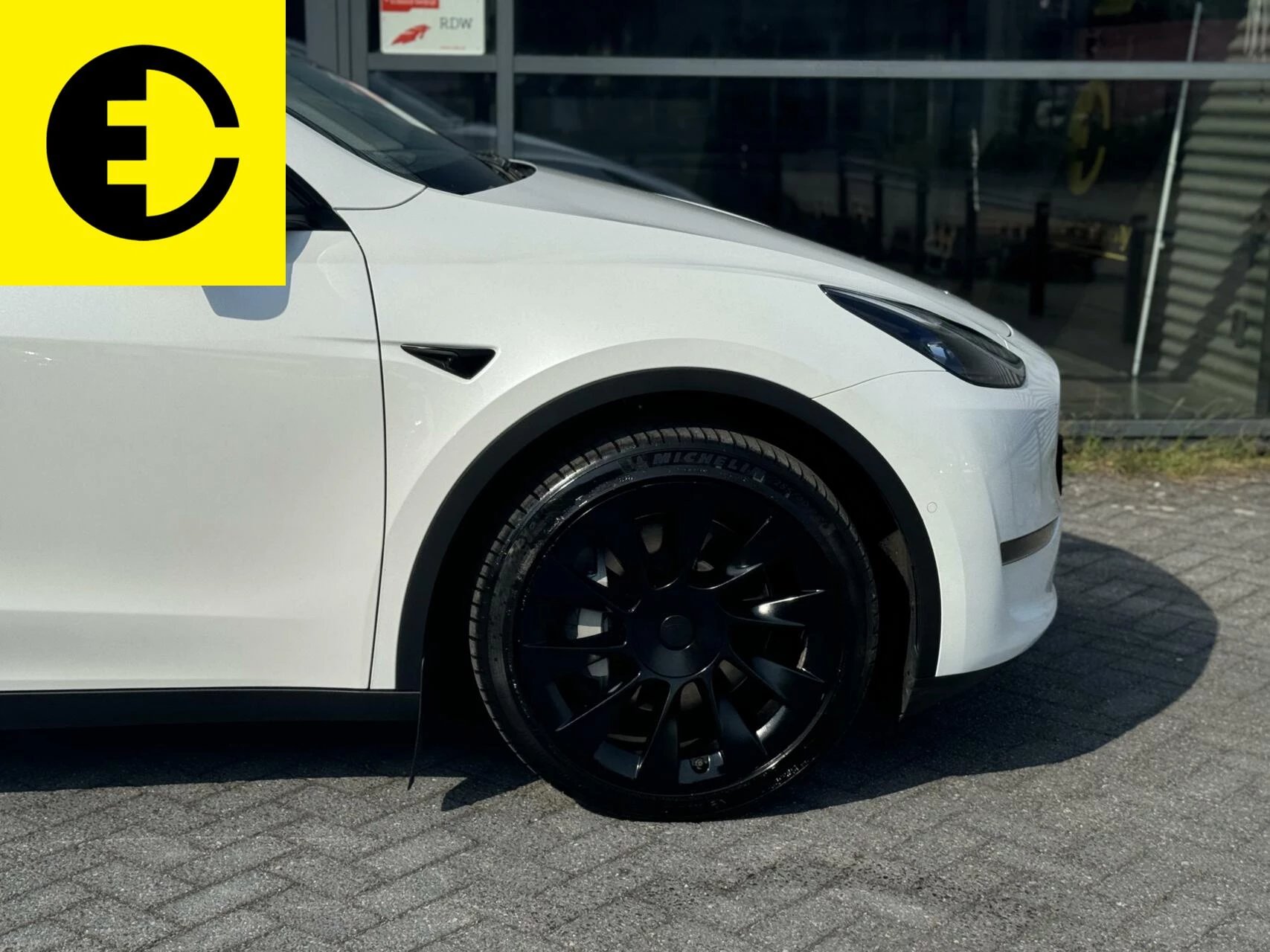 Hoofdafbeelding Tesla Model Y