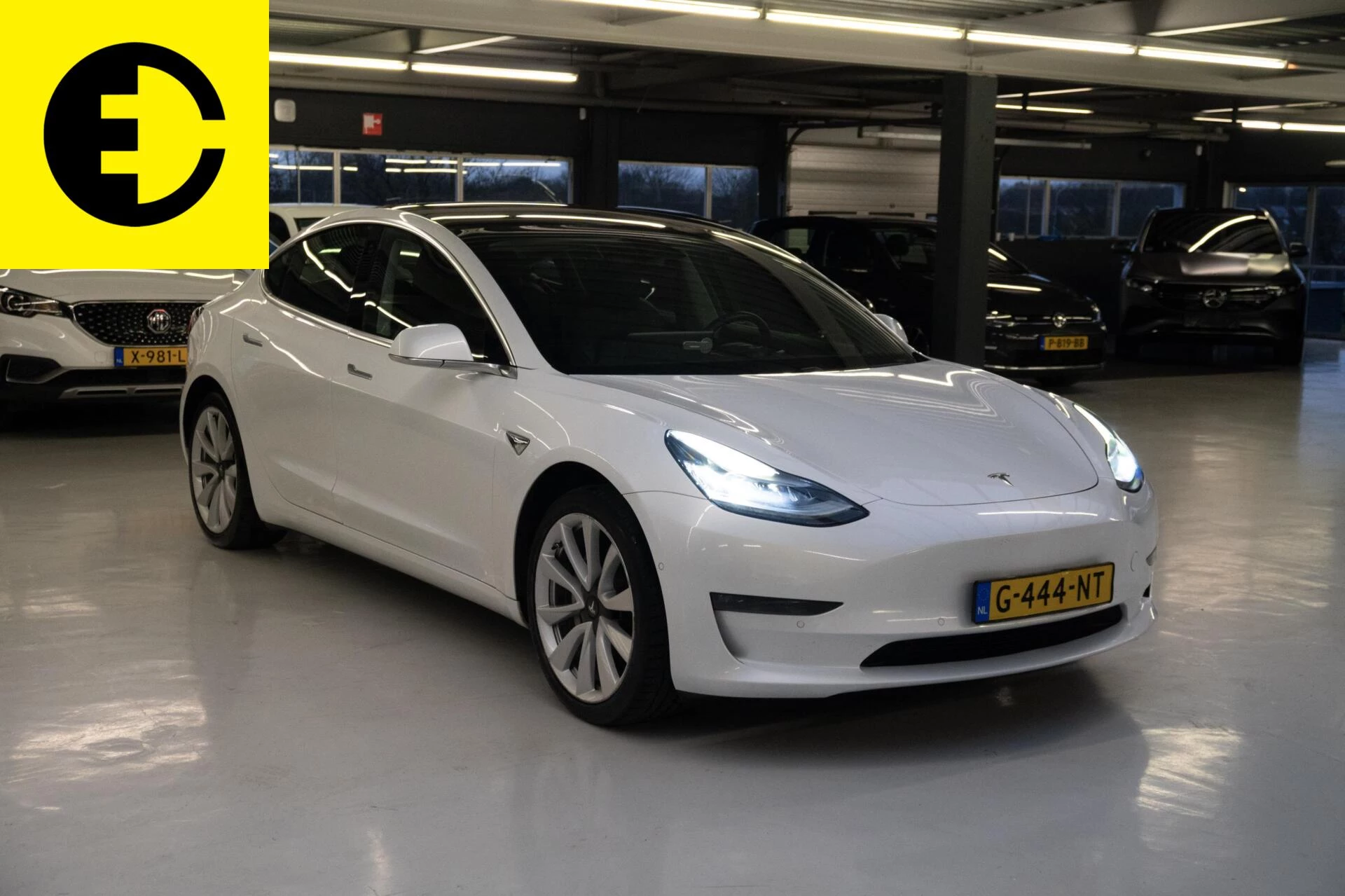 Hoofdafbeelding Tesla Model 3