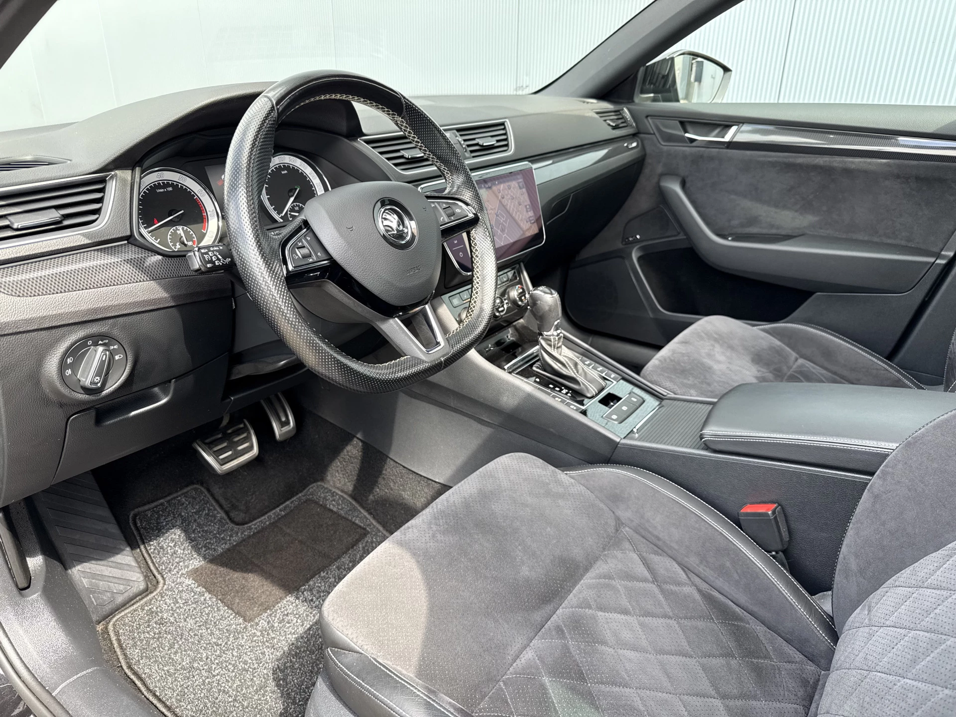 Hoofdafbeelding Škoda Superb