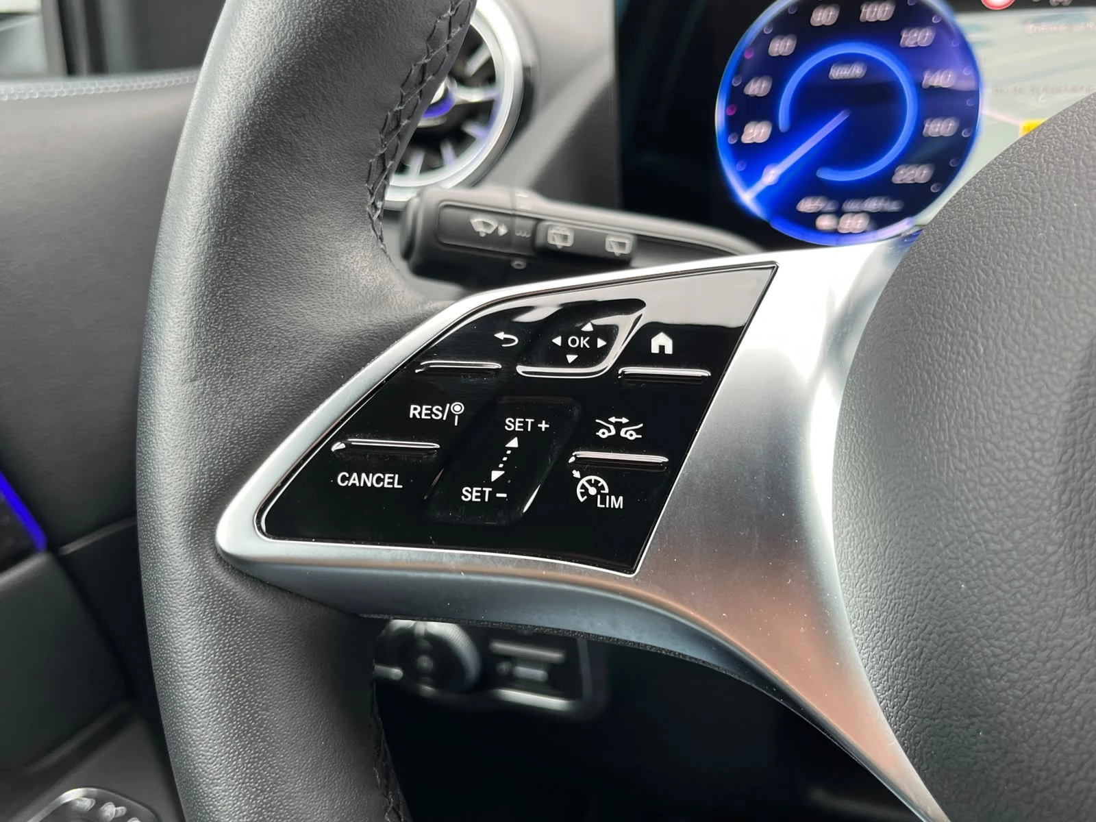 Hoofdafbeelding Mercedes-Benz EQA