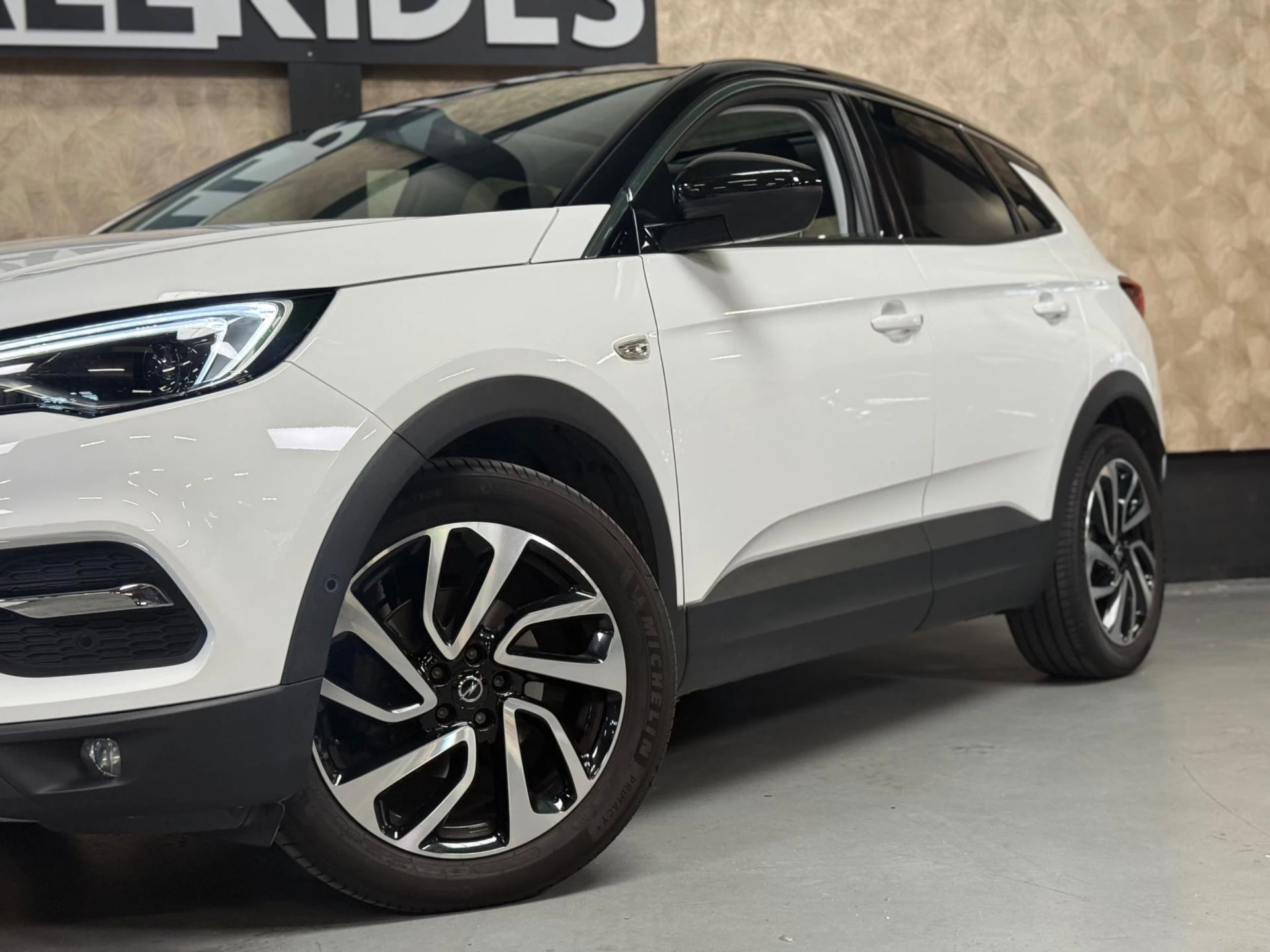 Hoofdafbeelding Opel Grandland X