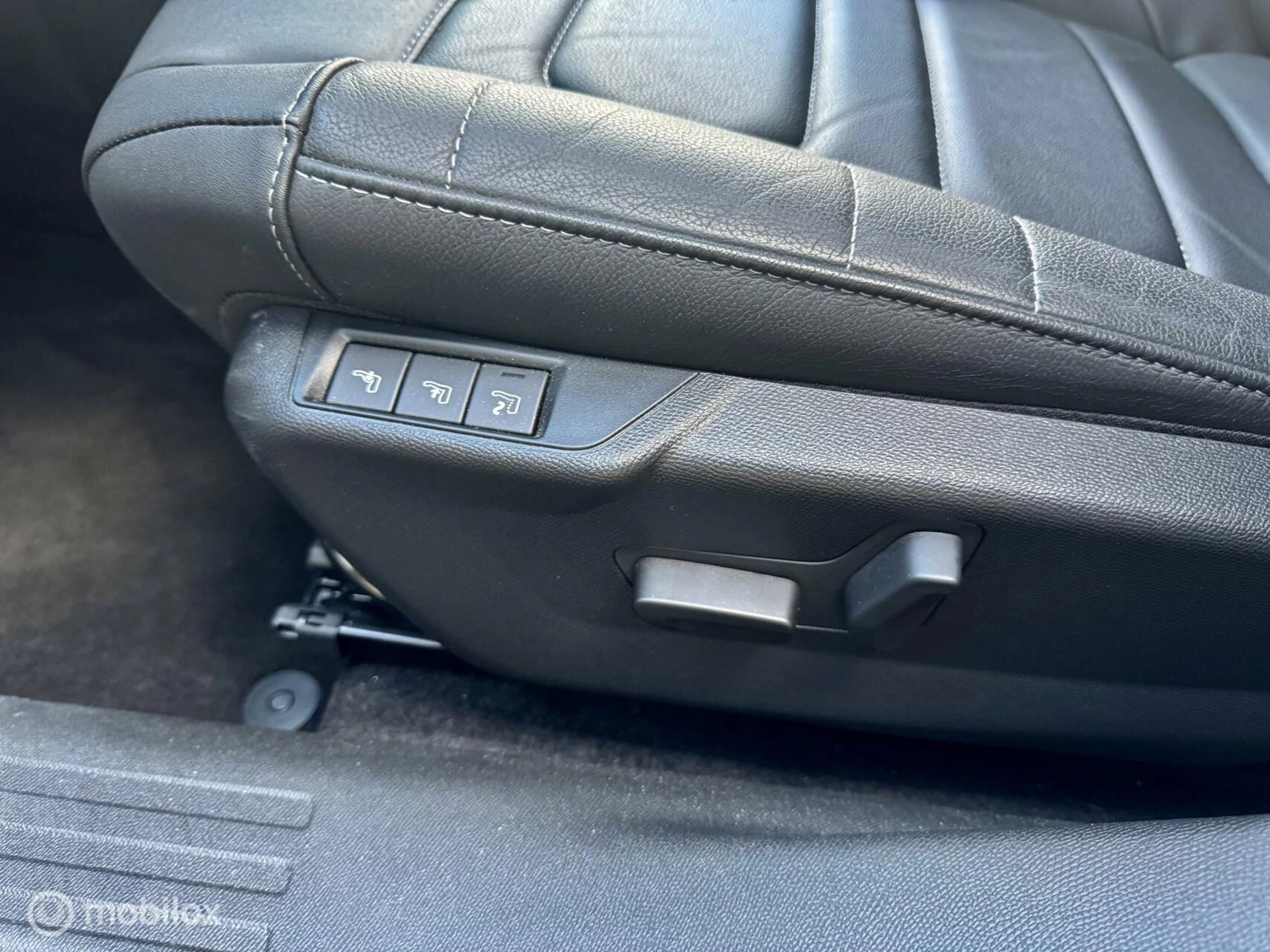 Hoofdafbeelding Citroën C4 X