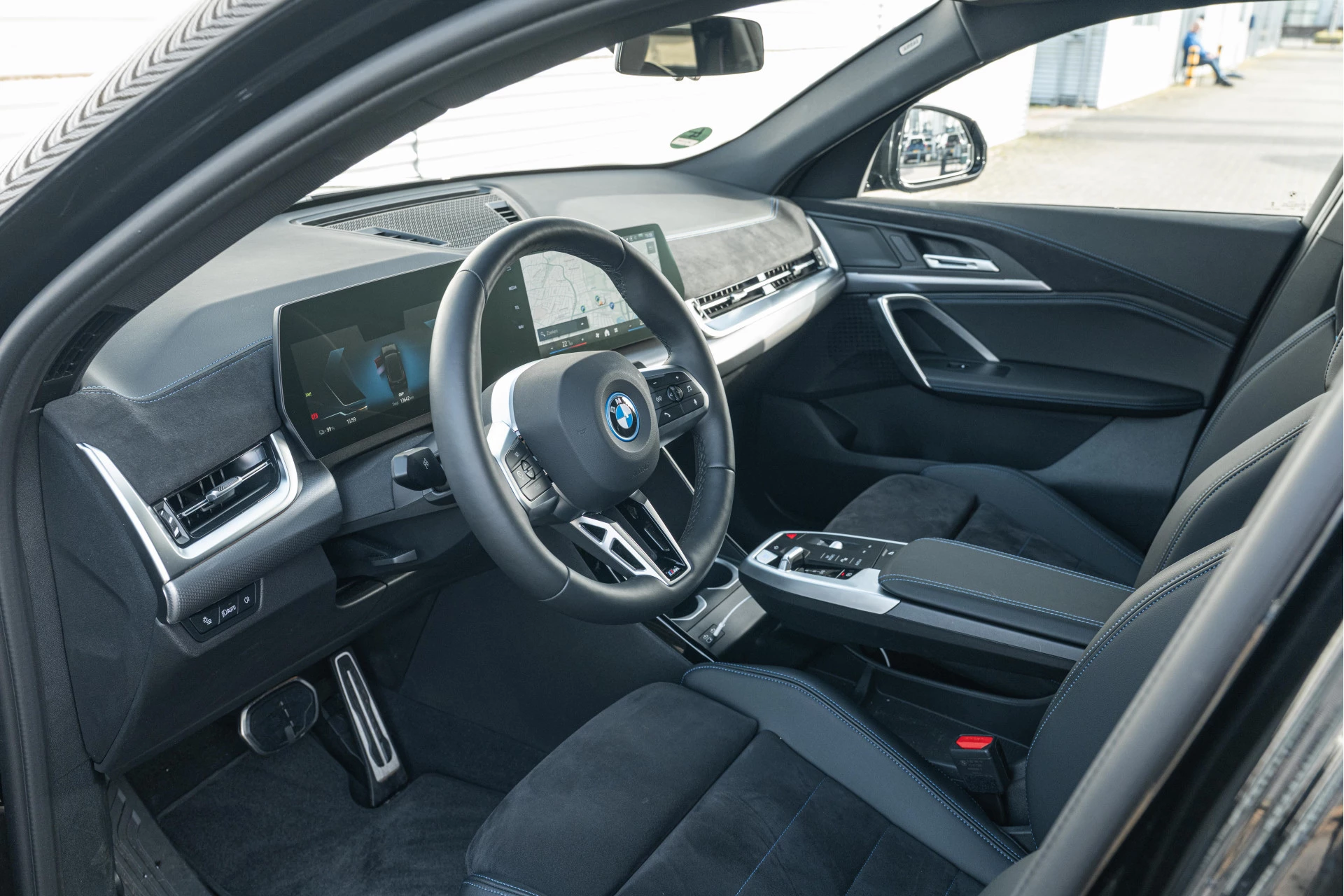 Hoofdafbeelding BMW iX2