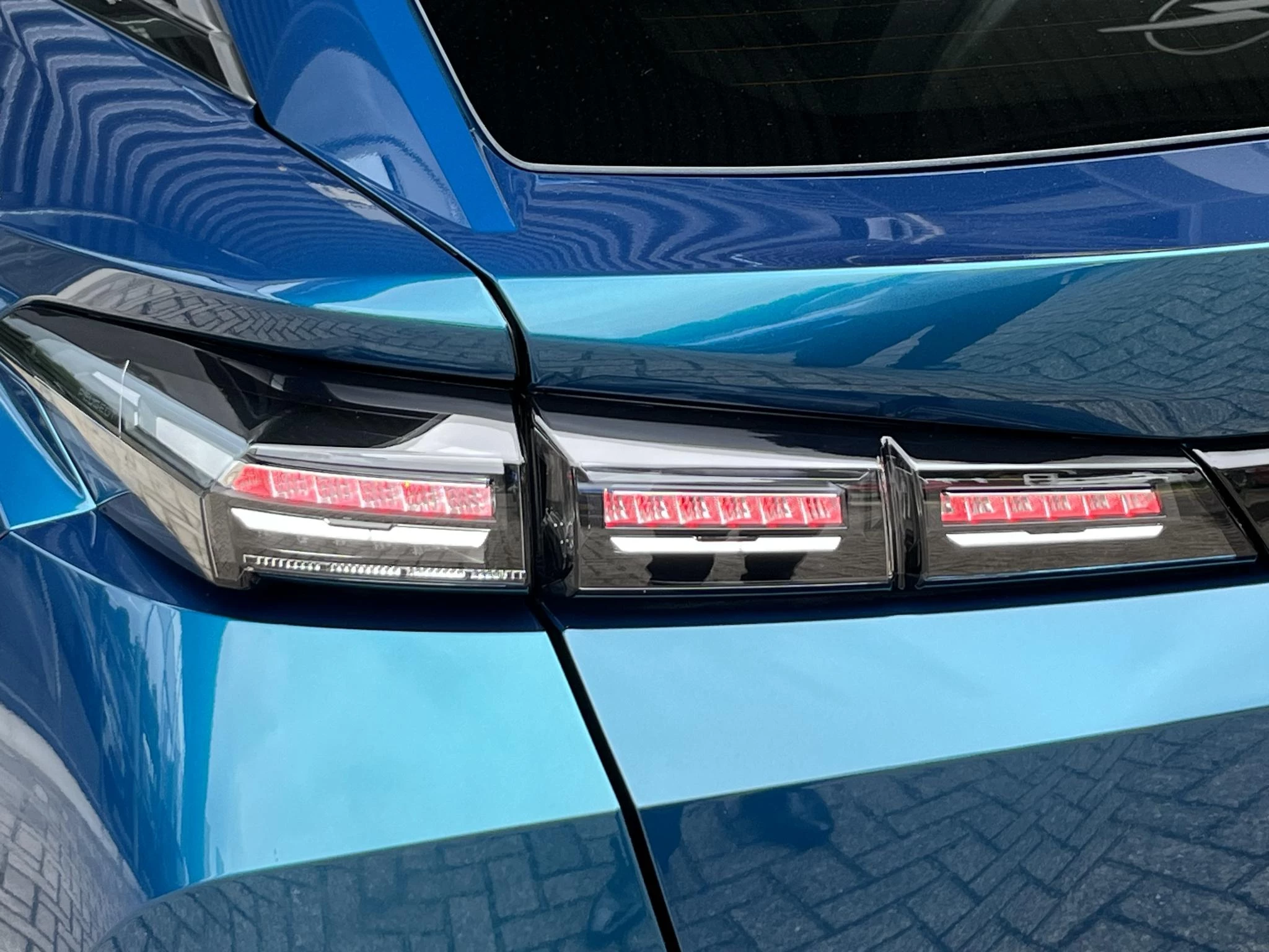 Hoofdafbeelding Peugeot 408