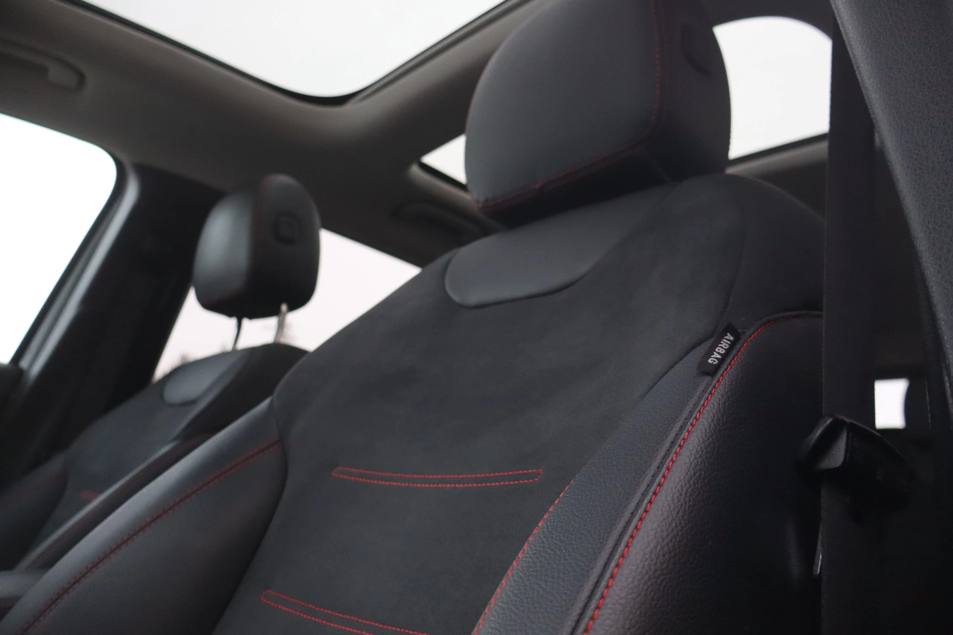 Hoofdafbeelding Mercedes-Benz GLB